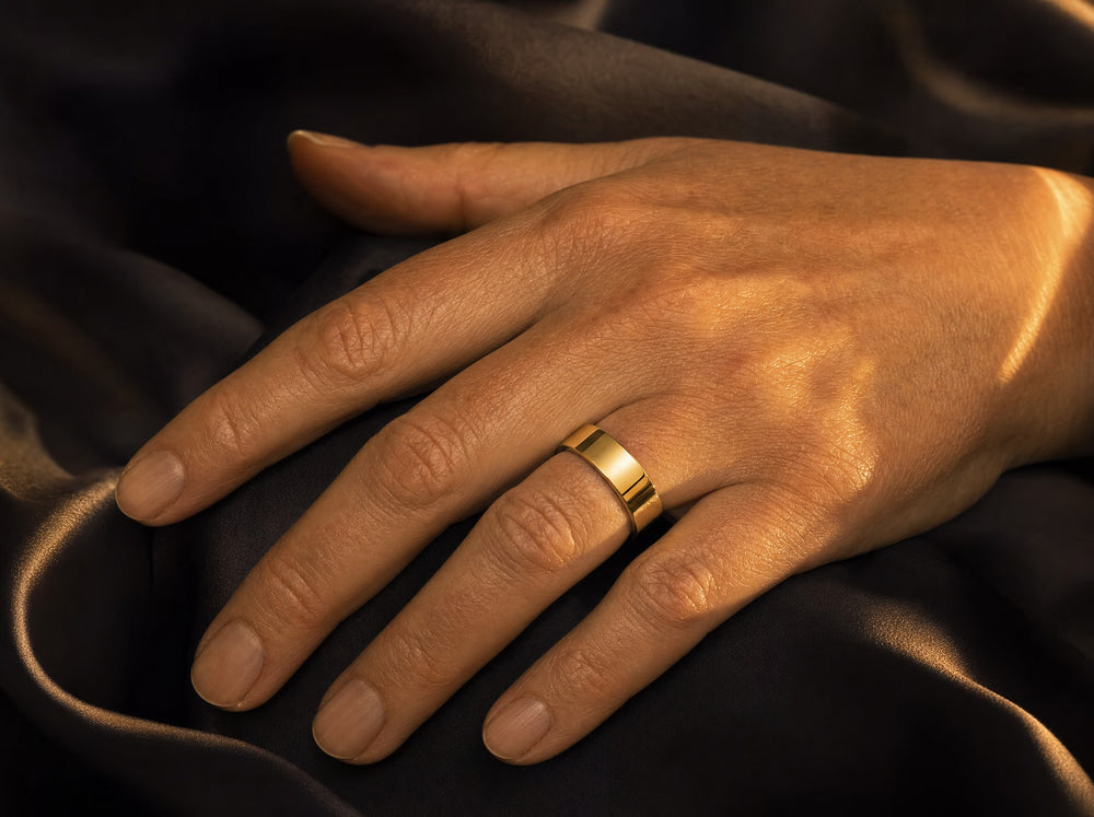 Nuvyra Ring in Gold als elegantes Schmuckstück